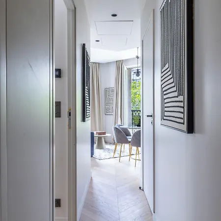 Aparthotel Quartier Libre Marais 4*