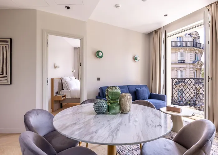 Quartier Libre Marais Aparthotel 4*