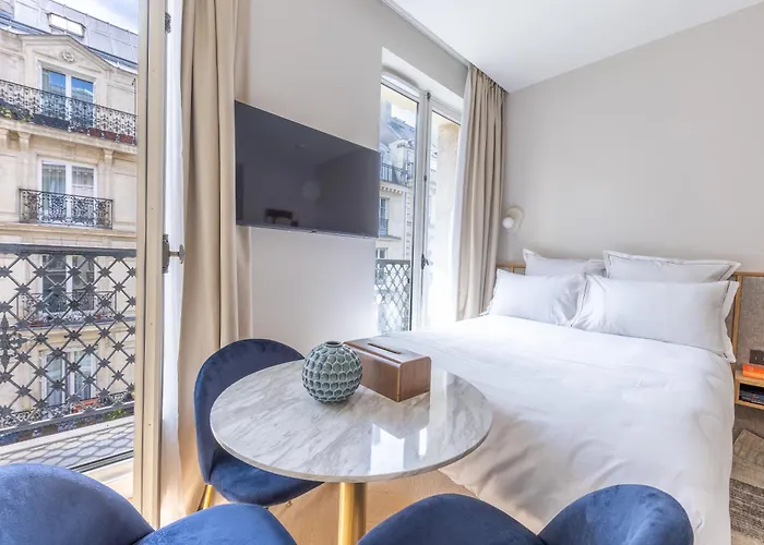 Quartier Libre Marais Aparthotel 4*
