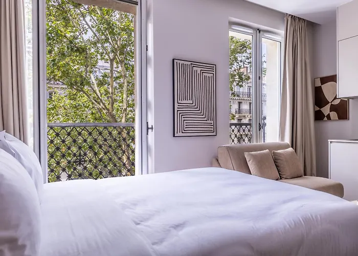 מלון דירות Quartier Libre Marais 4*