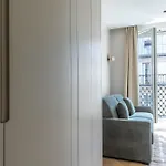 Quartier Libre Marais Apartahotel