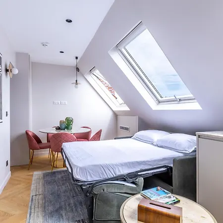 Quartier Libre Marais Aparthotel