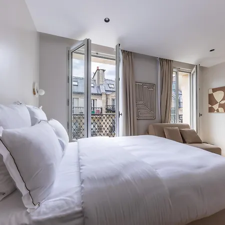 מלון דירות Quartier Libre Marais 4*